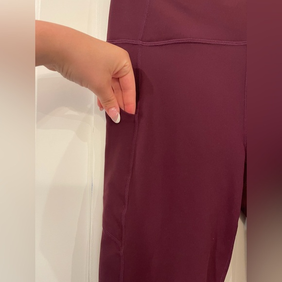 Fabletics Burgundy Oasis PureLuxe High-Waisted 7/8 Legging Sz Medium - Picture 4 of 7